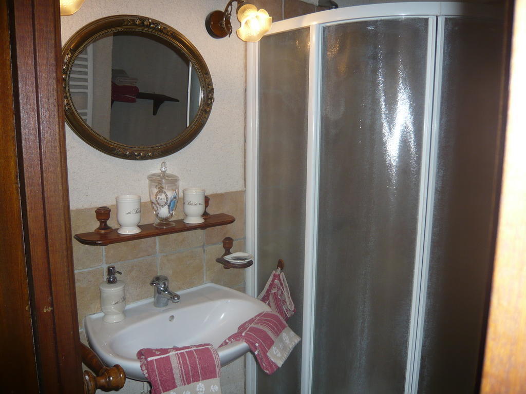 La Petite Ferme Bed & Breakfast Vouzeron Bilik gambar