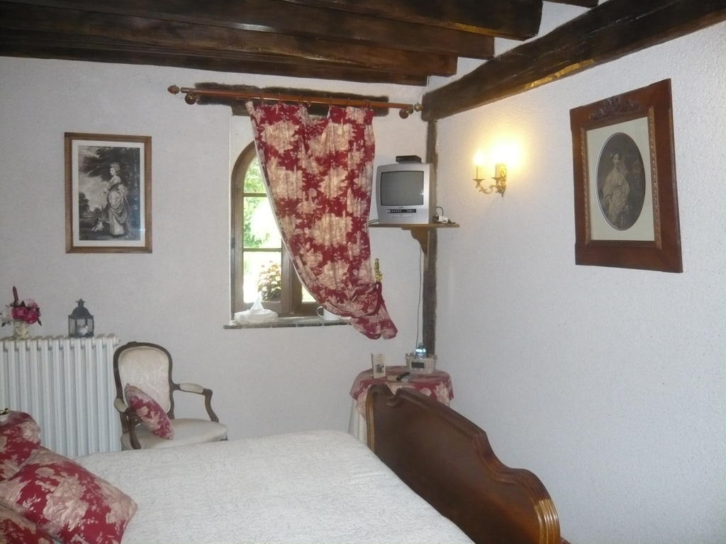 La Petite Ferme Bed & Breakfast Vouzeron Bilik gambar
