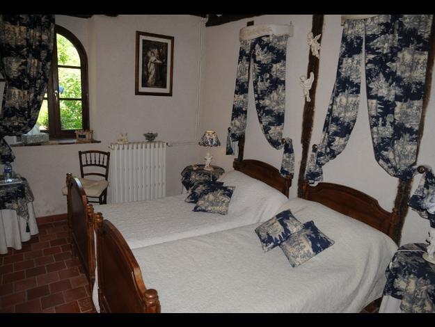 La Petite Ferme Bed & Breakfast Vouzeron Bilik gambar
